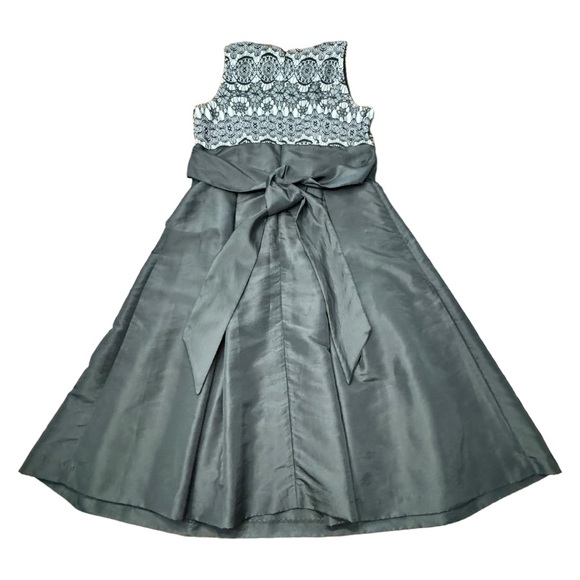 Sangria A-Line Lace Black Knee Length Dress Dressy Formal Party Women’s Size 8 - Picture 2 of 9